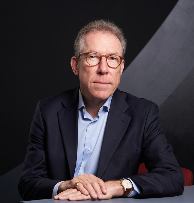 A picture of Simon Mackenzie